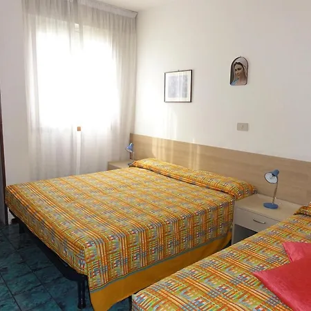 Bright Close To The Sea *