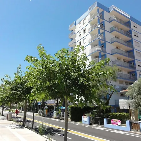 Bright Close To The Sea * Bibione